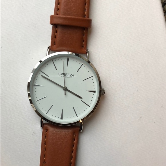 Sprezza Watch - Picture 2 of 5